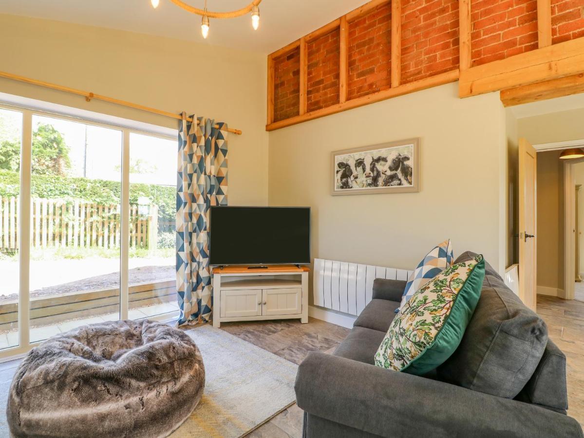Acorn Lodge Стафорд Екстериор снимка