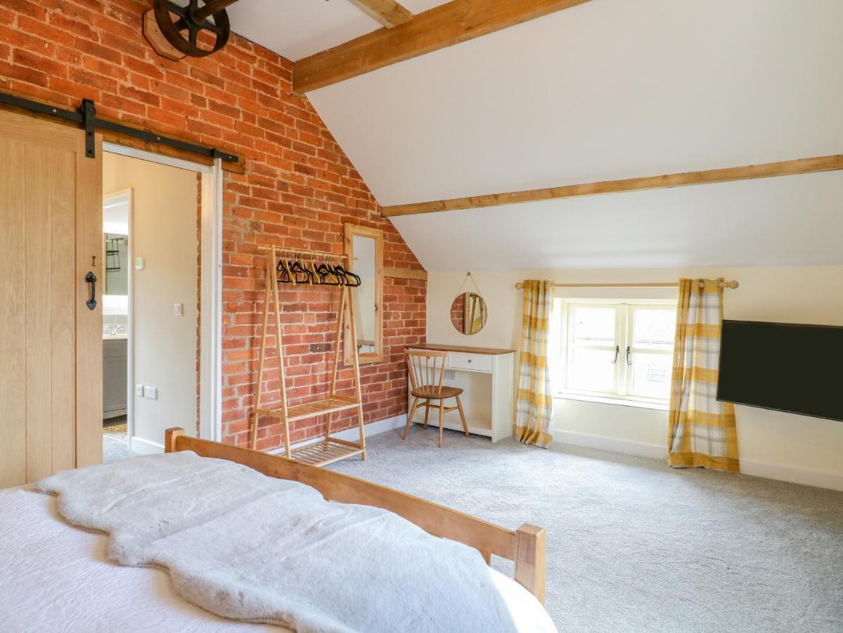 Acorn Lodge Стафорд Екстериор снимка